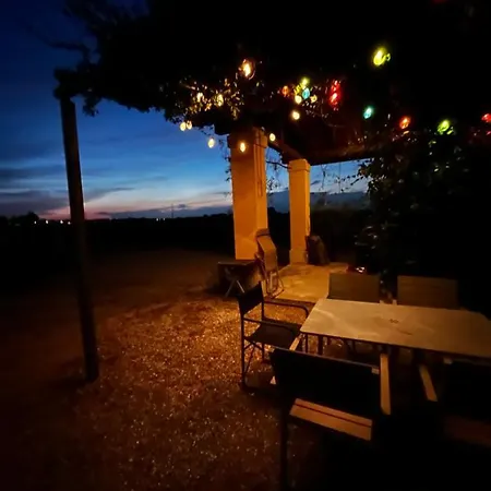 Vakantiehuis 15km From Bologna *